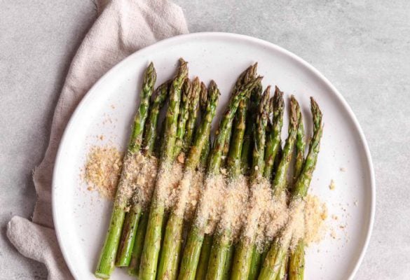 Roasted Asparagus on a plate