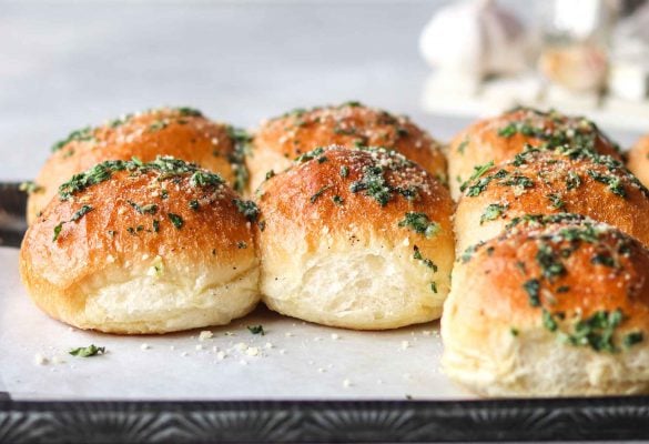 Garlic Herb Dinner Rolls In the pan